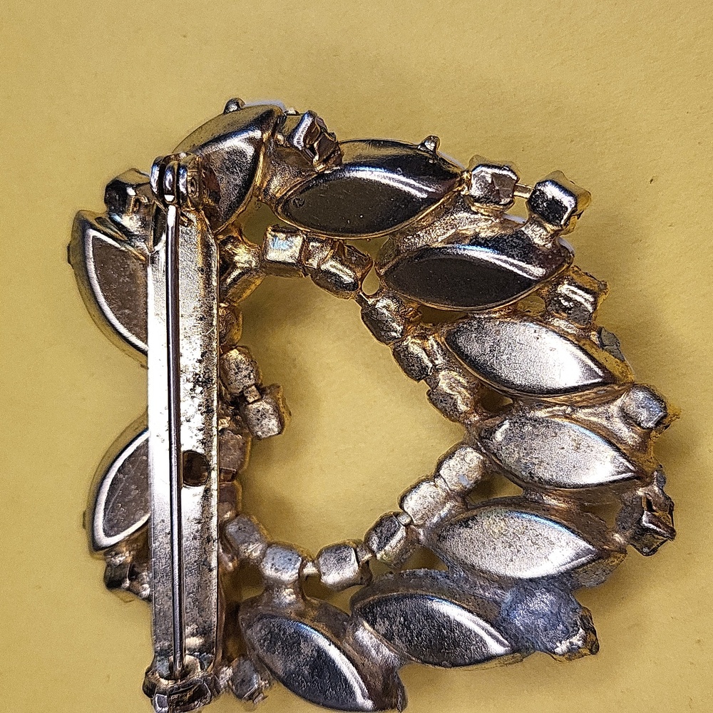 Vintage Heart-Shaped Brooch - Picture 3 of 4